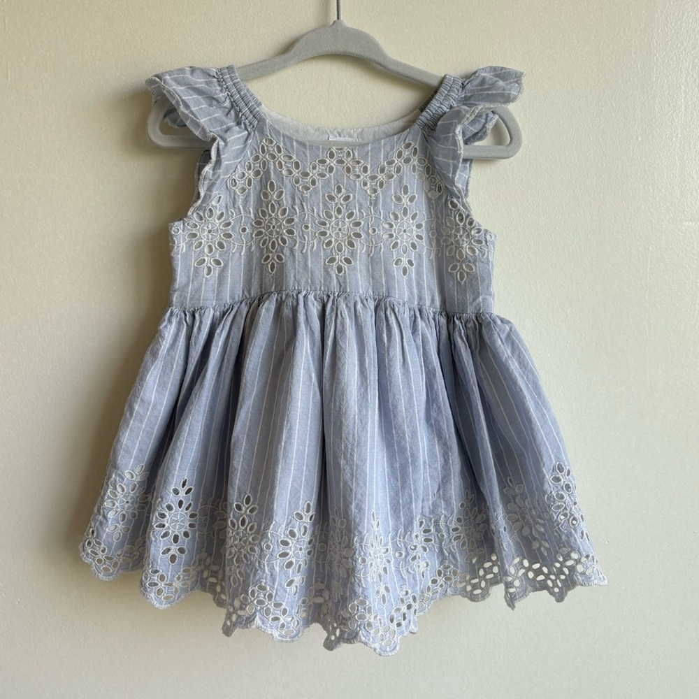 Baby Gap Girls Blue Striped Eyelet Flutter Dress 12-18m - Picture 2 of 5